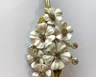 CORO Designer Brooch, Vintage 1960s Brooch, enamel and Rhinestones brooch, Flower Bouquet, great condition,app 3 X 1 1/2 in