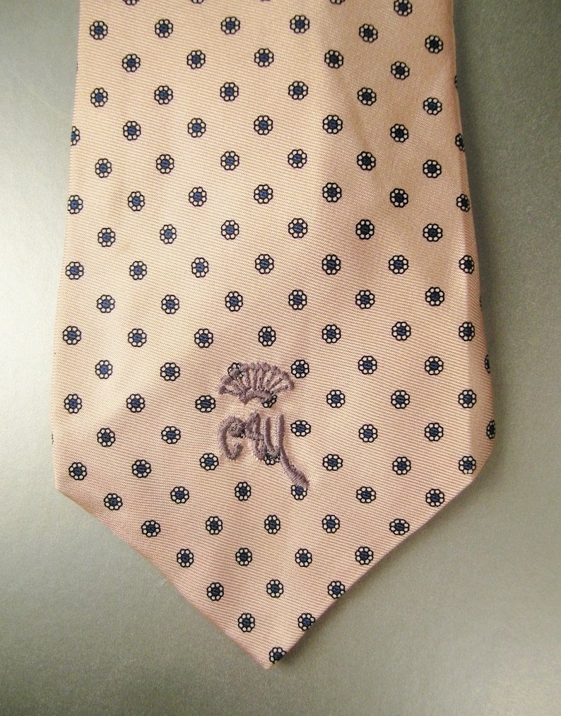 Designer COUNTESS MARA Neck TIE Silk Dots Design 1980s Silk Satin 58 in long C M Logo