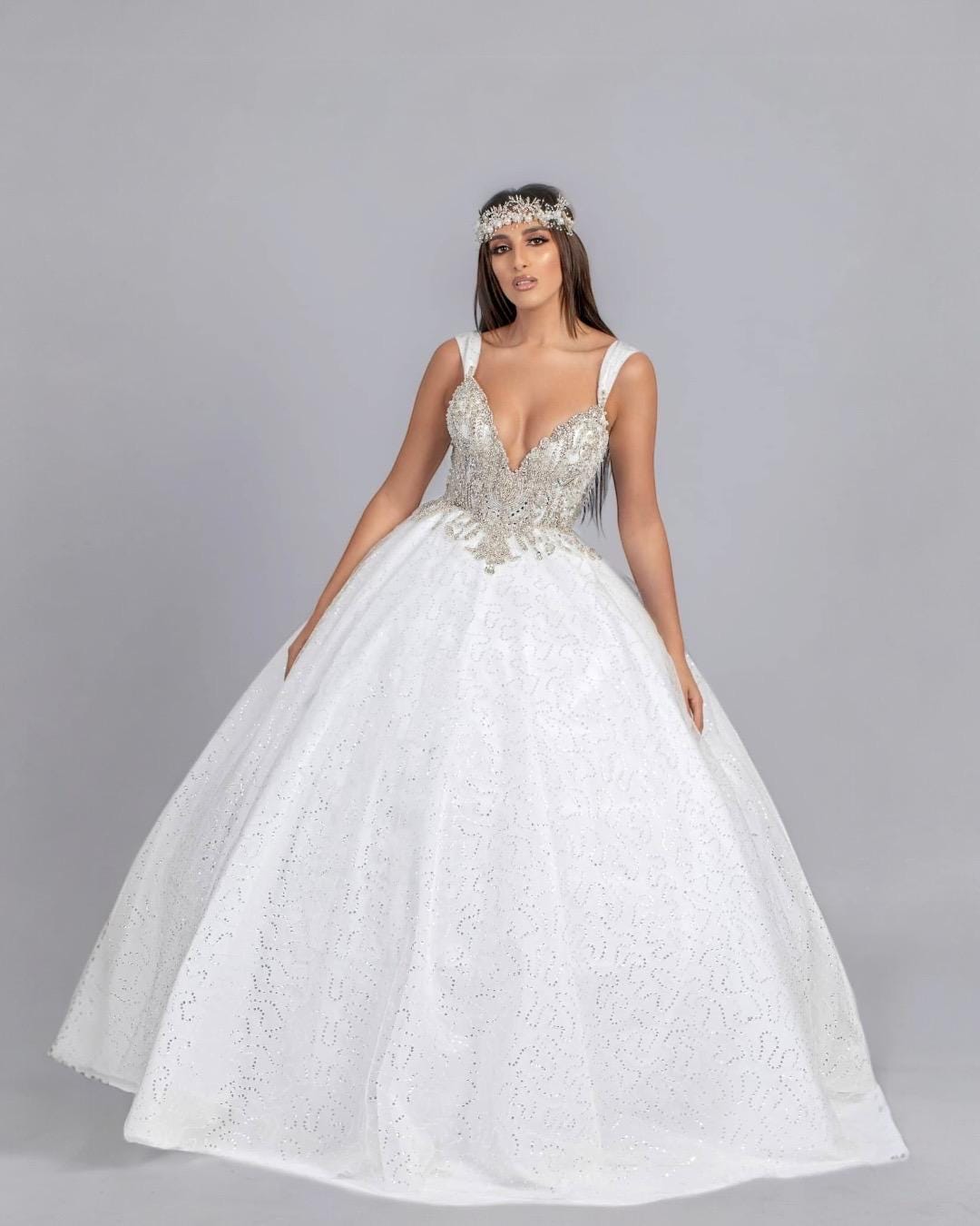 Elegant Crystal Corset Wedding Dress for Timeless Glamour