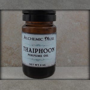 Thaiphoon - Perfume Oil - Lemongrass, Coconut Milk, Driftwood - Tropical Paradise Collection