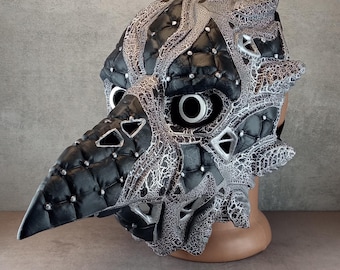 Maschera da corvo cyberpunk: stile medico della peste stampato in 3D, bianco e nero