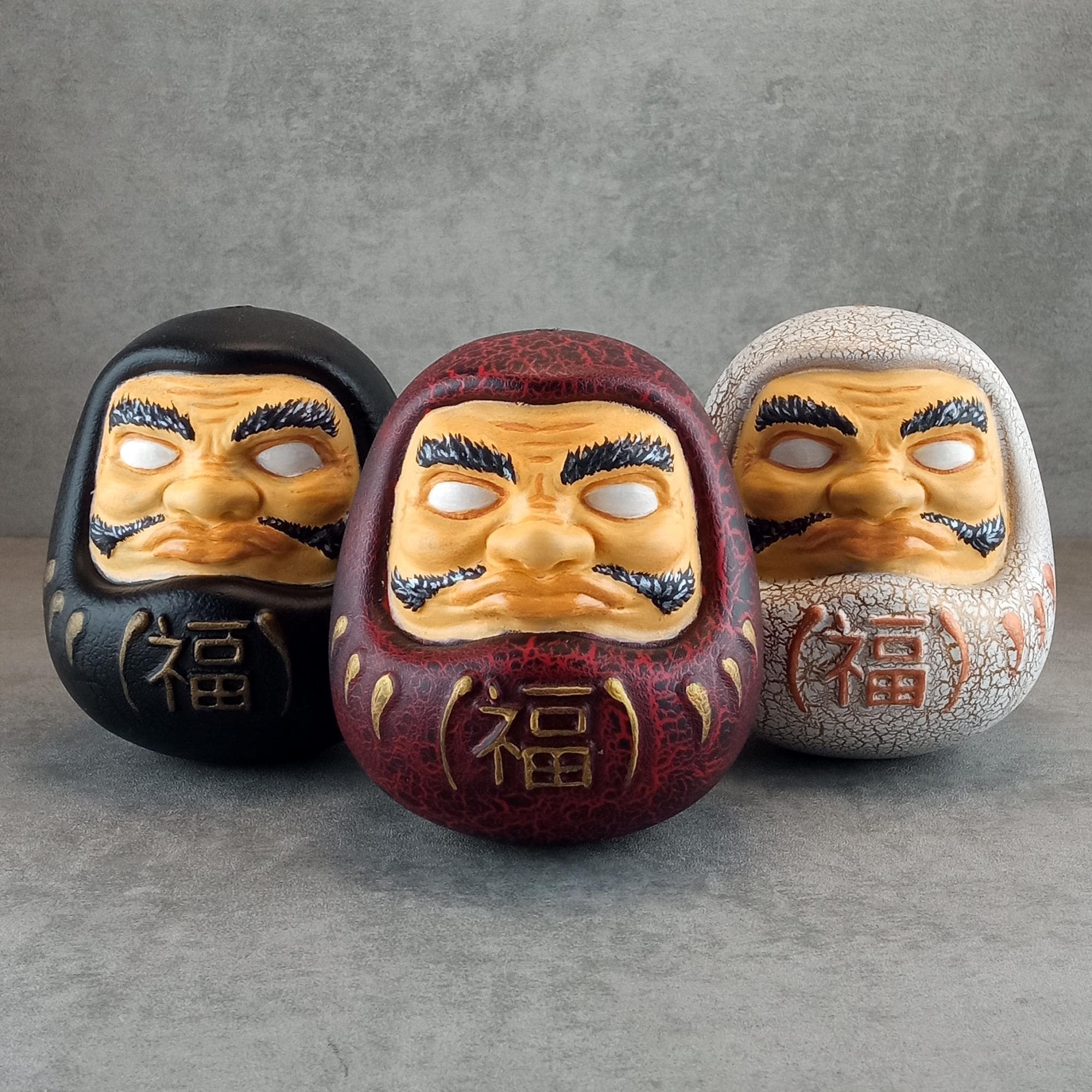 青木木米　ダルマ　置物　高さ約25.6㎝　東さ7-0602② Wooden daruma - Etsy 日本
