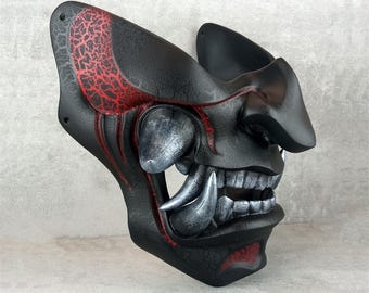 Red Cracked Samurai Hannya Mask: Wearable Kabuki Oni Mask
