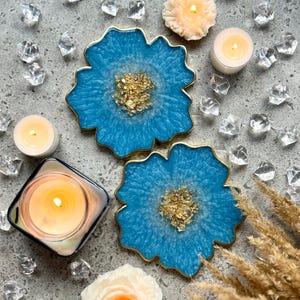 Blue Flower Coasters with Gold Accents, Handmade Color-shifting Epoxy Resin Coaster Sets, Gifts for Home with Custom Colors, 5.1”, 13 cm