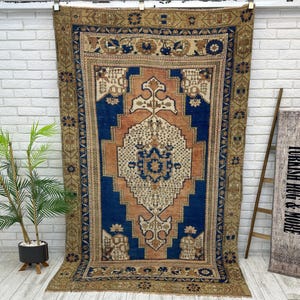 Brauner Bauernteppich, Vintage Handgewebter Teppich, Außenteppich, Türkischer Teppich, Orientteppich, Handgemachter Oushak Teppich, 1,5 x 2,5 cm Bild 1