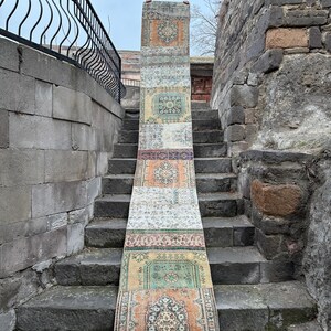 Vintage türkische Oushak Teppich Läufer | Handgefertigter Treppen-Teppich aus Wolle, 7x6cm