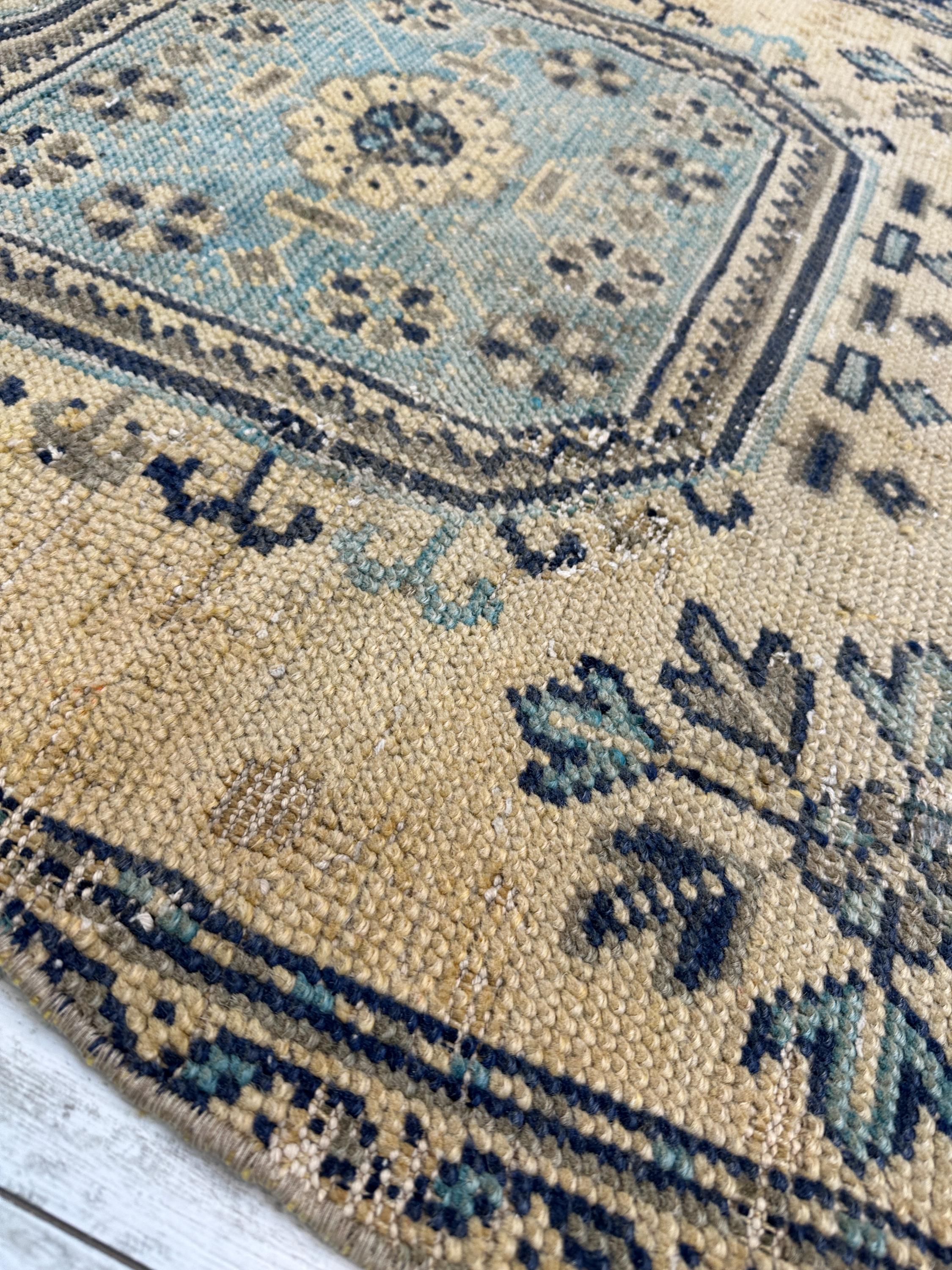 Handmade 3x3 Round Turkish Rug, Distressed Wool Turkish Rug, Rustic ...