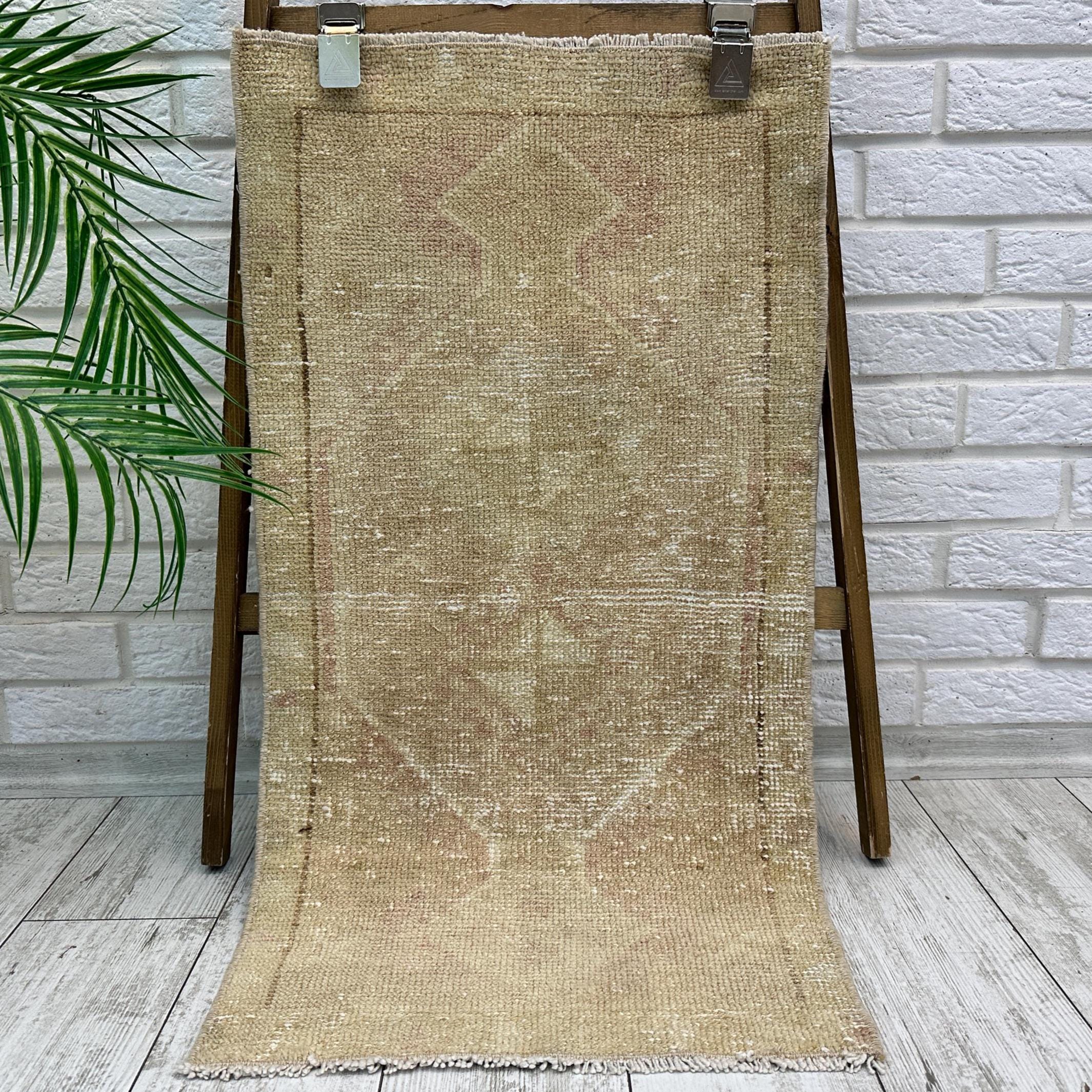 Low Pile Mat, Carpet Mat, Rustic Rug, Outdoor Mat, Bath Rug, Small Bathroom Rug, Small Vintage Rug, Small Area Rug, Small Persian Rug