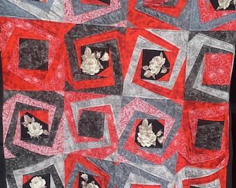 quilt, throw, roses, flowers, black and red, 44&quot;x61&quot;, black fleece back, handmade