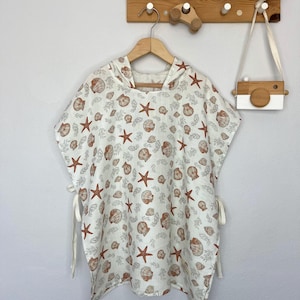 Organic Muslin Kids Hooded Poncho Towel: Seashell Starfish Print