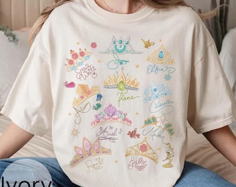 Retro Coquette Disney Princess Crowns-tröja, Disney Aurora Ariel Belle Askungen Tiana-tröja, Magic Kingdom-tröja, Disney-familjeresa 2025