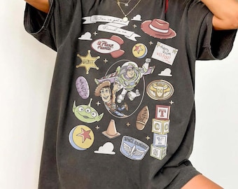 Camiseta retrô Disney Pixar Toy Story Comfort Colors, Camiseta Woody, Camiseta Pizza Planet, Camiseta Buzz Hamm Rex, Camiseta Magic Kingdom, Camiseta Viagem à Disneylândia