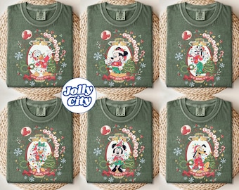 Koszulka świąteczna Disney w stylu vintage z napisem „Bardzo wesołych świąt”, spersonalizowana koszulka świąteczna Disney ze wszystkimi postaciami, rodzinne koszulki świąteczne Disney, świąteczna koszulka grupowa