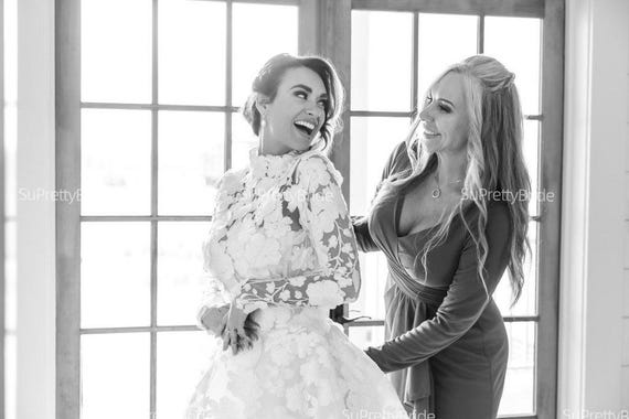 Buy Paris Hilton Inspired Wedding Dress. Luxury 3D Floral Wedding Dress.  High Neck, Long Sleeve Wedding Dress for Church Wedding. Online in India -  Etsy