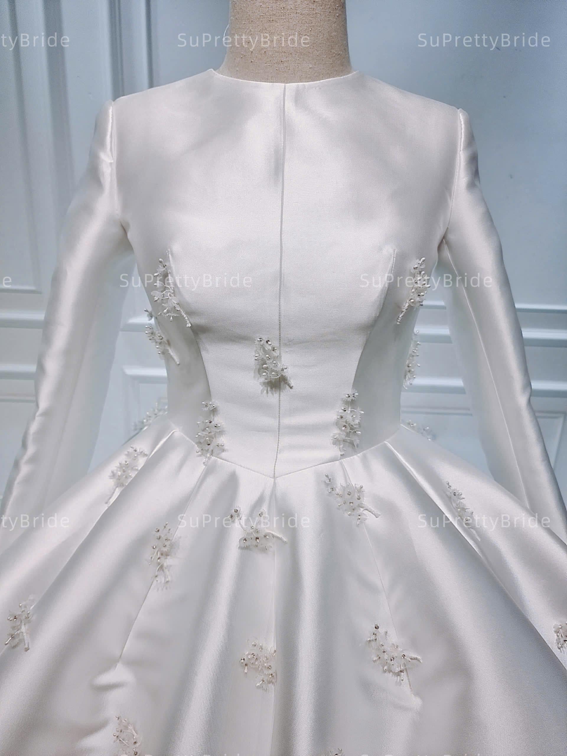Wedding Dress Inspired by Miranda Kerr's. Wedding Dress for Church. Long-Sleeved A-Line Wedding Dress Decorated with Lily of The Valley.
