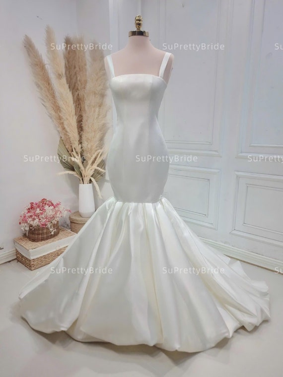 Abito da sposa a sirena in raso avorio Abito da sposa a