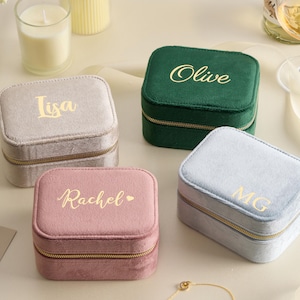 Personalized Watch Storage Velvet Jewellery Box|Watch Box for Women|Personalized Velvet Jewelry Box|Bridesmaid Gifts|Wedding Gift|