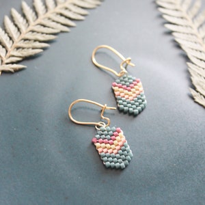 Tiny Chevrons // Beaded fringe earrings, bead earrings, seed bead earrings, dangle earrings image 1