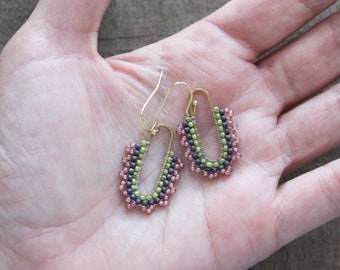 earrings, dangle earrings, trendy jewelry, boho jewelry, beaded hoops, woven earrings, seed bead earrings, bronze hoops, seed bead hoops