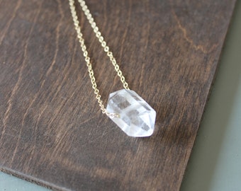 minimalist necklace, layering necklace, gemstone necklace, delicate necklace, crystal point necklace, rock quartz, quartz point , crystal