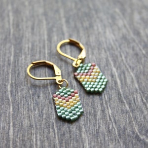 Tiny Chevrons // Beaded fringe earrings, bead earrings, seed bead earrings, dangle earrings