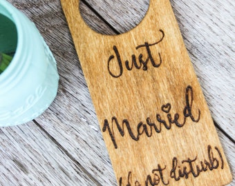 Just Married - Wooden door hanger - Honeymoon Gift - Wedding Gift