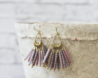 boucles d'oreilles, boucles d'oreilles pendantes, boucles d'oreilles en laiton, bijoux tendance, clous d'oreilles, bijoux minimalistes et colorés, boucles d'oreilles bohèmes, boucles d'oreilles en laiton,