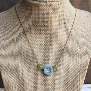 minimalist necklace, necklace, layering necklace, delicate necklace, dainty necklace, flower necklace