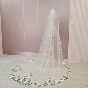 Long Wedding Veil with Floral Embroidery, Garden-Inspired Cathedral Veil, Custom Length Bridal Veil with Green and White Lace Flowers.