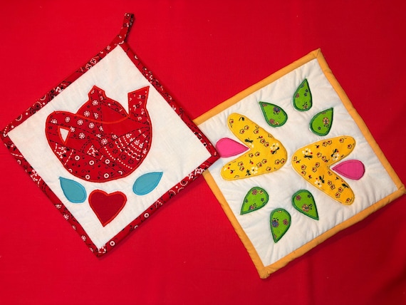 VINTAGE POTHOLDERS Applique Extra Large Teapot and Flowers