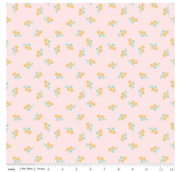FABRIC SUMMER SKIES Foral on blush pink Riley Blake