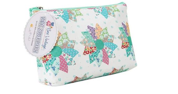 QUILT BAG Small Notions Bee VINTAGE Lori Holt Project Storage bag   We combine shipping