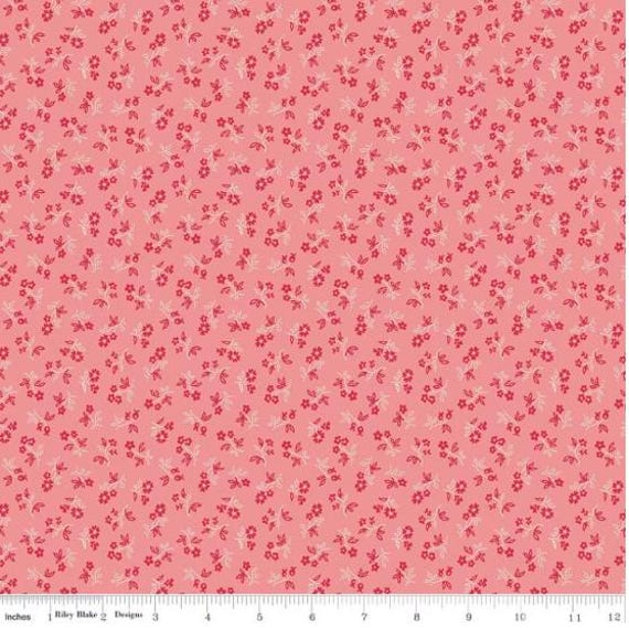 FABRIC FARMER'S DAUGHTER Lori Holt Vintage Coral