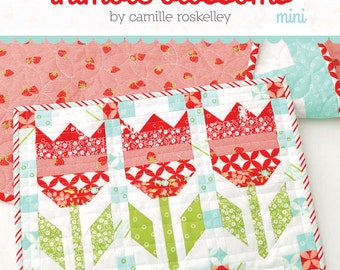 PATTERN mini Vintage Tulips quilt wall hanging