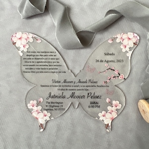 Convite de quinceañera com flores de cerejeira em acrílico e borboletas florais, convite para dezesseis anos, convite de borboleta com tema Sakura rosa Mis Quince