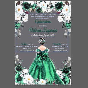 Op de afbeelding: Een Quincea&ntilde;era-uitnodiging met een groen en wit bloemenontwerp. De uitnodiging toont een aquarel-illustratie van een vrouw in een groene jurk met een strik. De tekst luidt "El Se&ntilde;or y la Se&ntilde;ora Lupercio los invitan cordialmente a celebrar los Quincea&ntilde;era de su hija Valeria Lupercio S&aacute;bado, 6 de Agosto 2022".
