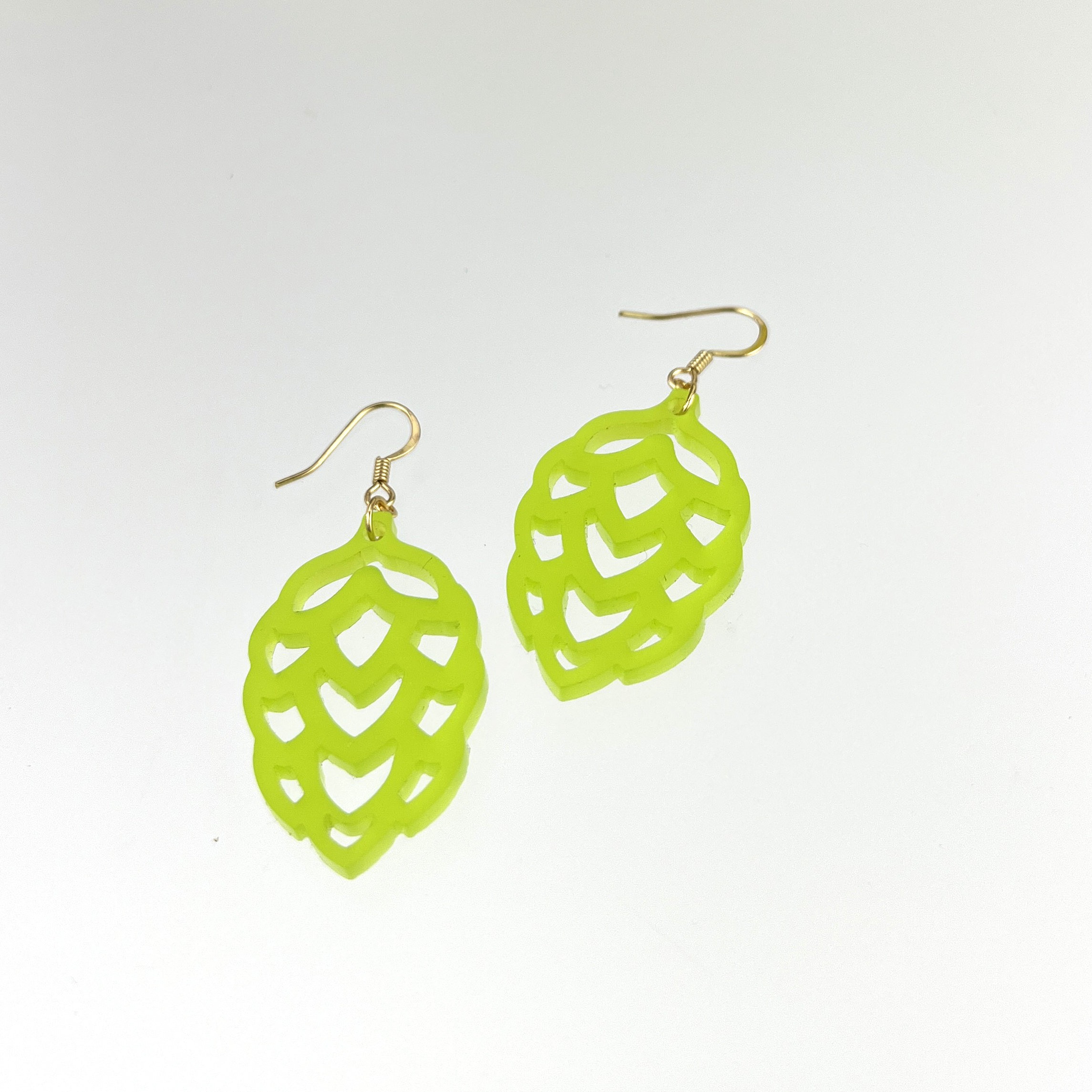 Boucles D'oreilles Thème Bière En Acrylique - Nains, Chopes Et Bretzels - Cadeau Drôle Pour Amateurs De Bière