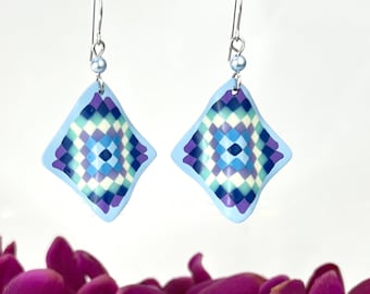Quilt Jewelry - Pastel Trip Around the World - Quilt Earrings - Polymer Clay - Quilter's Gift