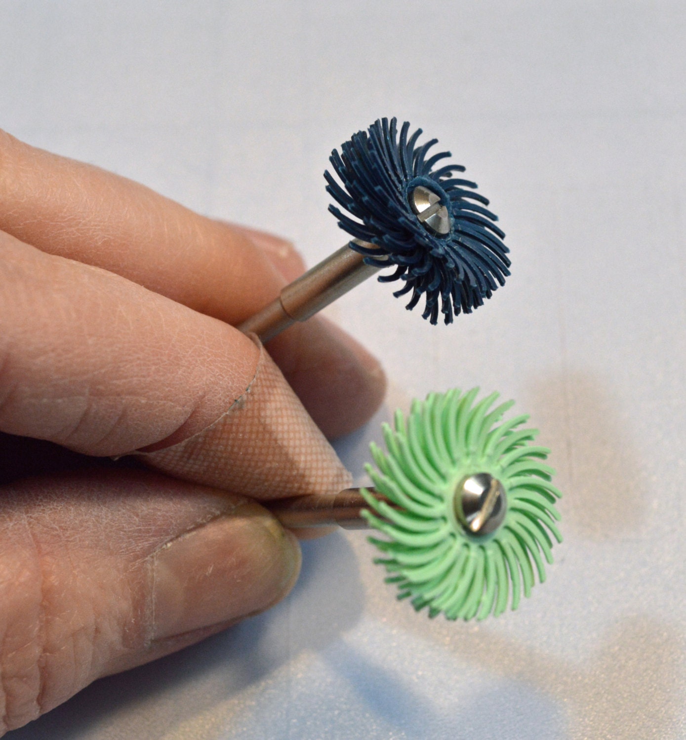 3M Scotchbrite™ Radial Bristle Discs for Dremel and Foredom Etsy