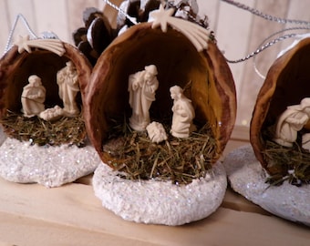Tree decoration, Christmas tree decoration, Handmade, Walnut shells, Christmas tree, Christmas decoration, Walnut shell, Mini nativity scene