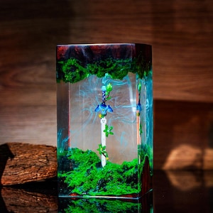 Custom Master Sword with Silent Princess Flower resin lamp, Link Ze.ld.a Resin night Light, Gift for Gamer, Gaming Decor, gift for him