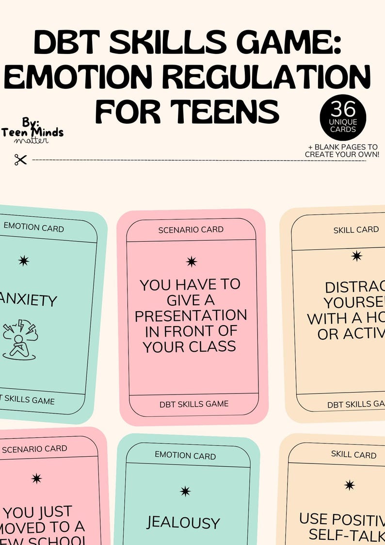 Puede incluir: Un juego de 36 cartas para un juego de habilidades DBT: Regulaci&oacute;n de las emociones para adolescentes. Las cartas est&aacute;n codificadas por colores y presentan diferentes escenarios y emociones, como "Ansiedad", "Tienes que dar una presentaci&oacute;n frente a tu clase" y "Celos".