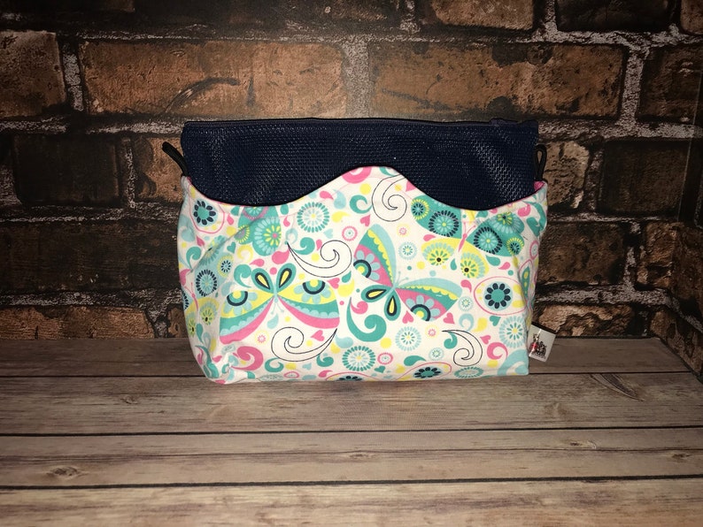 Small animal tote