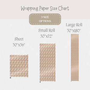 Op de afbeelding: Een overzicht van cadeaupapierformaten. Het toont een vel (76 cm x 91 cm), een kleine rol (76 cm x 183 cm) en een grote rol (76 cm x 457 cm). Het papier heeft een beige achtergrond met een herhalend patroon van rode en witte vormen.