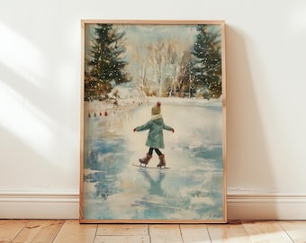 Peut inclure: Une impression d'art encadrée représente un enfant patinant sur une patinoire. L'enfant porte un manteau vert d'eau et un bonnet en tricot avec un pompon. L'arrière-plan montre des arbres enneigés et un paysage hivernal.