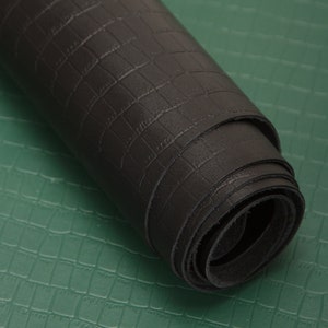 Croco Stone Pattern, Black Leather, 2.2 Sqm, 1.5-1.8 mm, Calf Skin, For Crafts, Top Grain, Full Hide, Genuine Leather, Crazy Leather