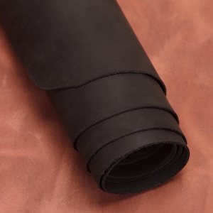 Pelle di cavallo pazzo nera, 1,8 mq. Pelle pieno fiore, pelle di mucca Crazy Horse, pelle per artigianato, pull-up, Uragano, prima scelta, 1,6-1,8 mm