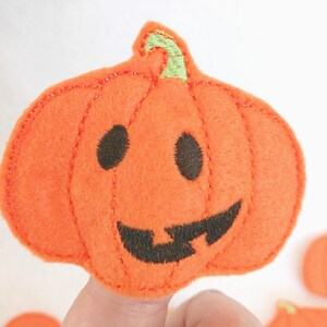 Halloween Pumpkin Quiet Book Page – Felt Finger Puppets for Toddlers - Etsy