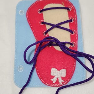 Felt quiet book Learn to tie shoe or ballet shoe lacing activity  Educational learning toy QB214