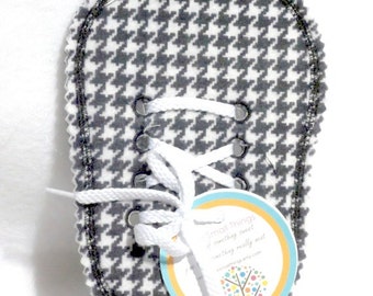 Learn to Tie Your Shoe -  learn to lace - busy bag -  learn to tie - how to lace shoes - Great Educational learning toy - # 3811